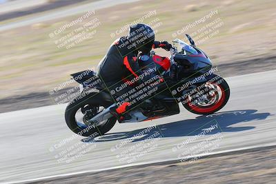 media/Feb-05-2023-Classic Track Day (Sun) [[c35aca4a42]]/Group 2/session 4 turn 4/